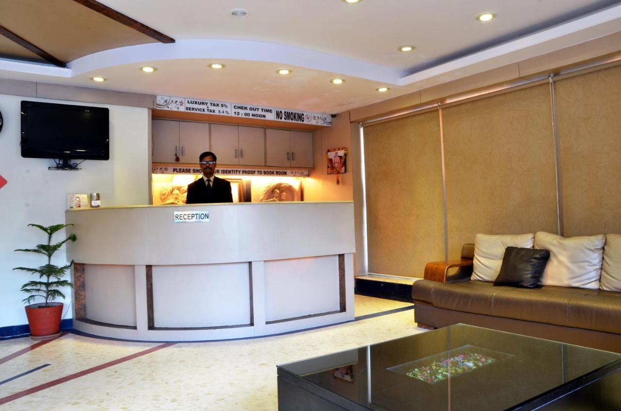 Hotel Bhoomivilas 阿格拉 外观 照片