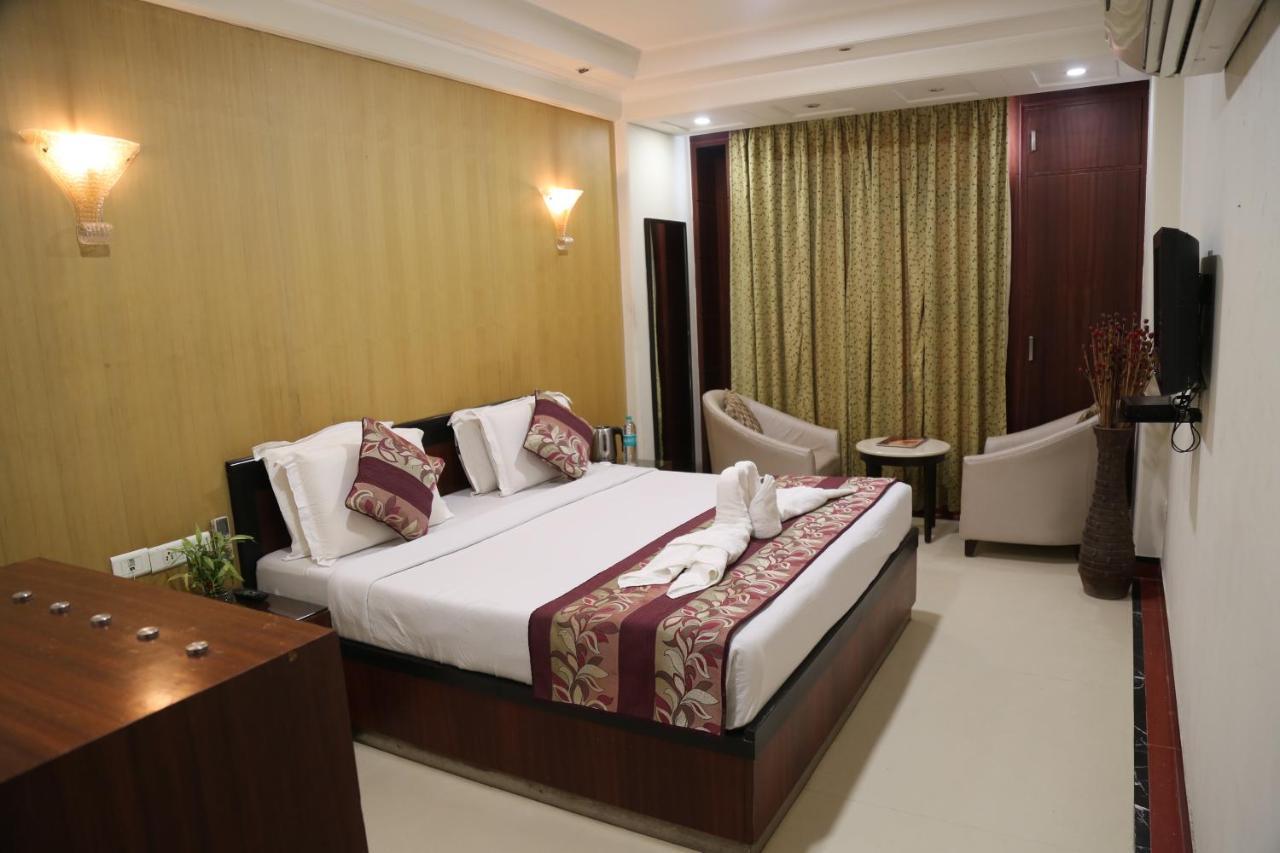 Hotel Bhoomivilas 阿格拉 外观 照片